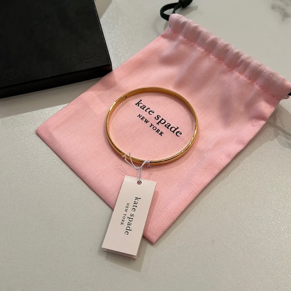 Kate Spade- heart of gold- gold bangle bracelet